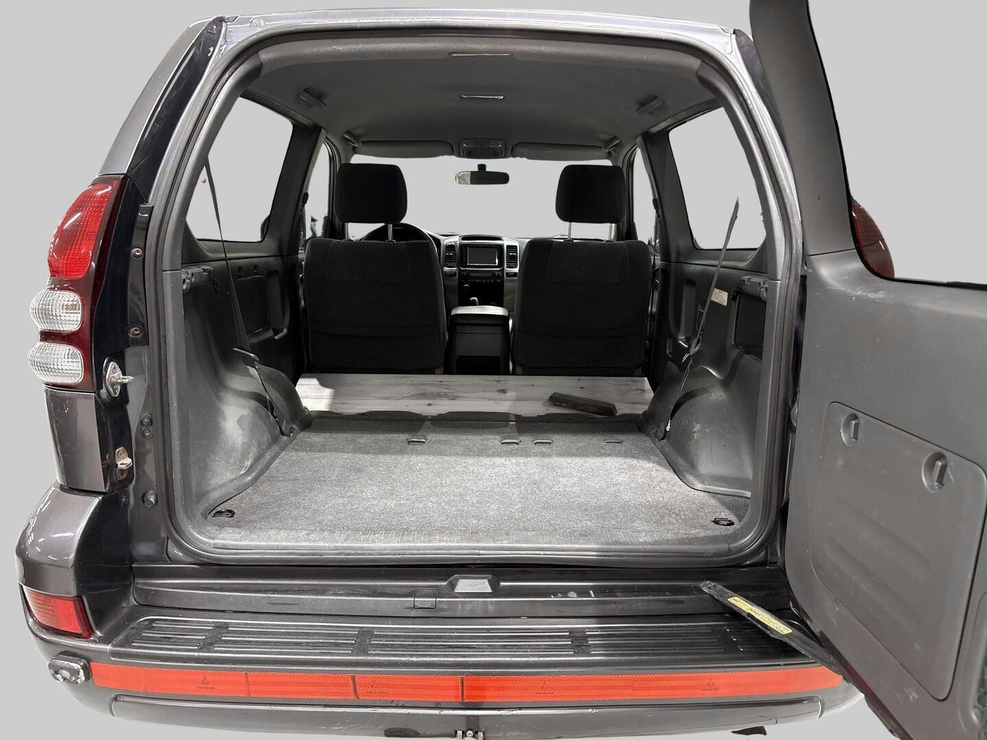 TOYOTA Land Cruiser 2007