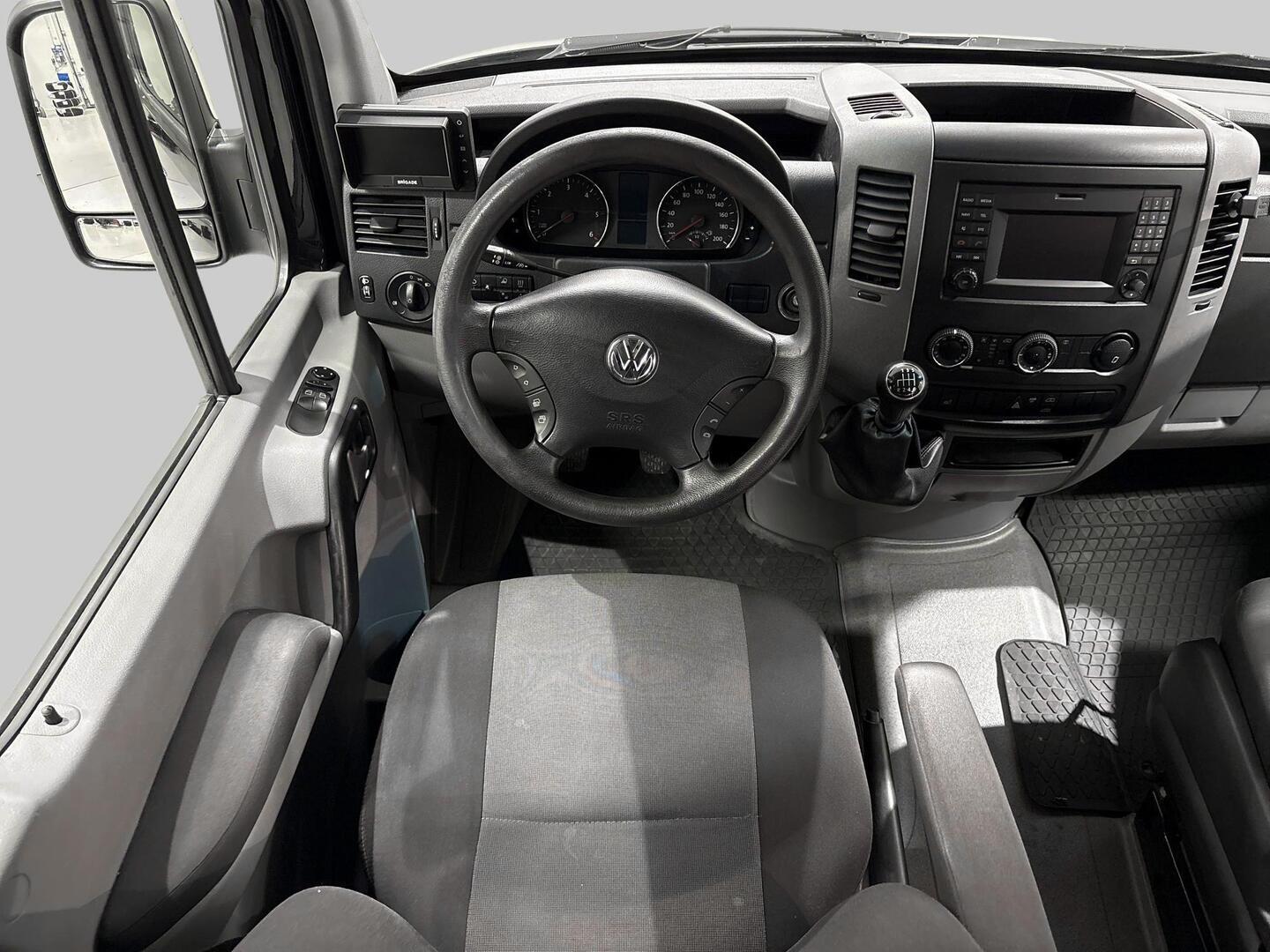 VOLKSWAGEN Crafter 2016