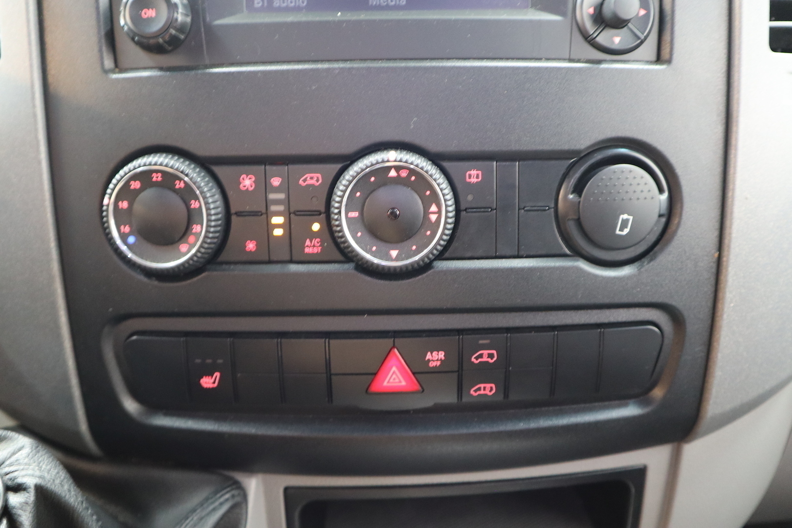 VOLKSWAGEN Crafter 2016