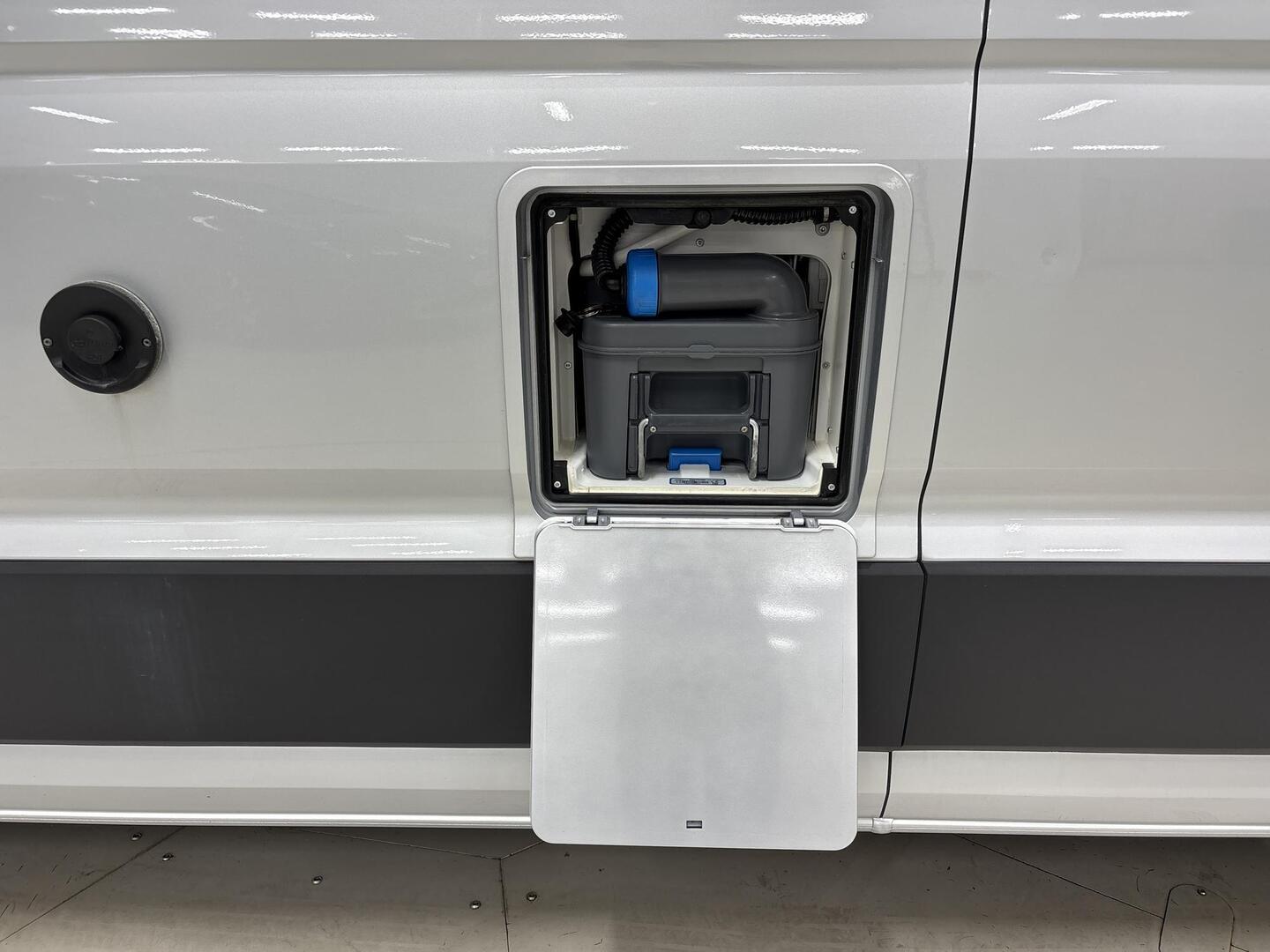 VOLKSWAGEN GRAND CALIFORNIA 680 2020