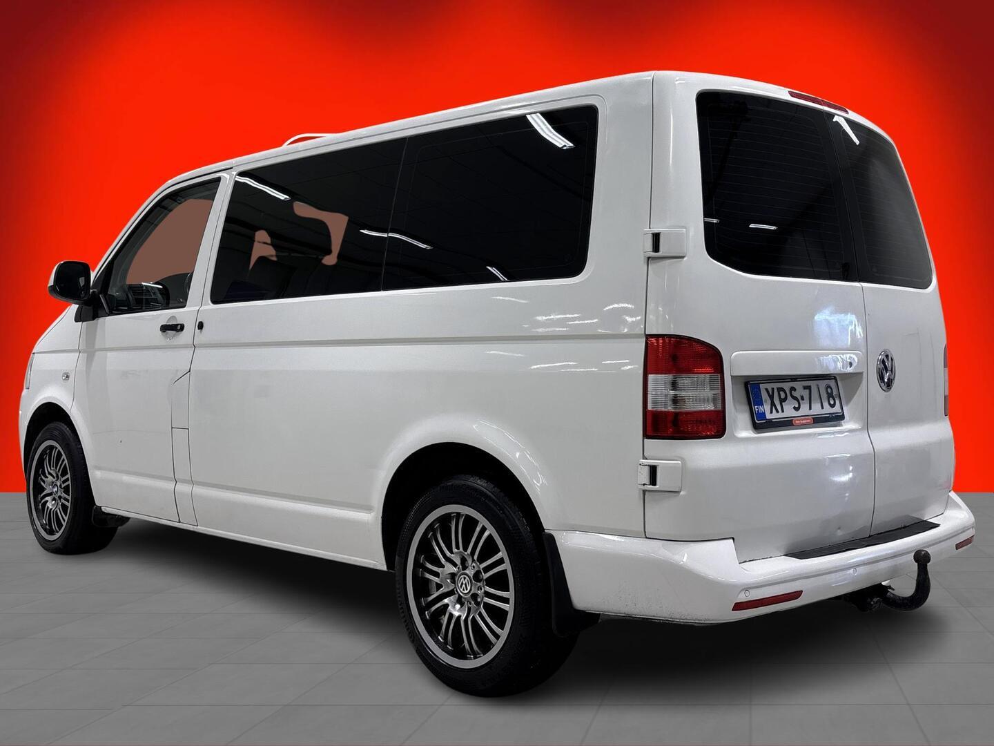 VOLKSWAGEN Transporter 2013