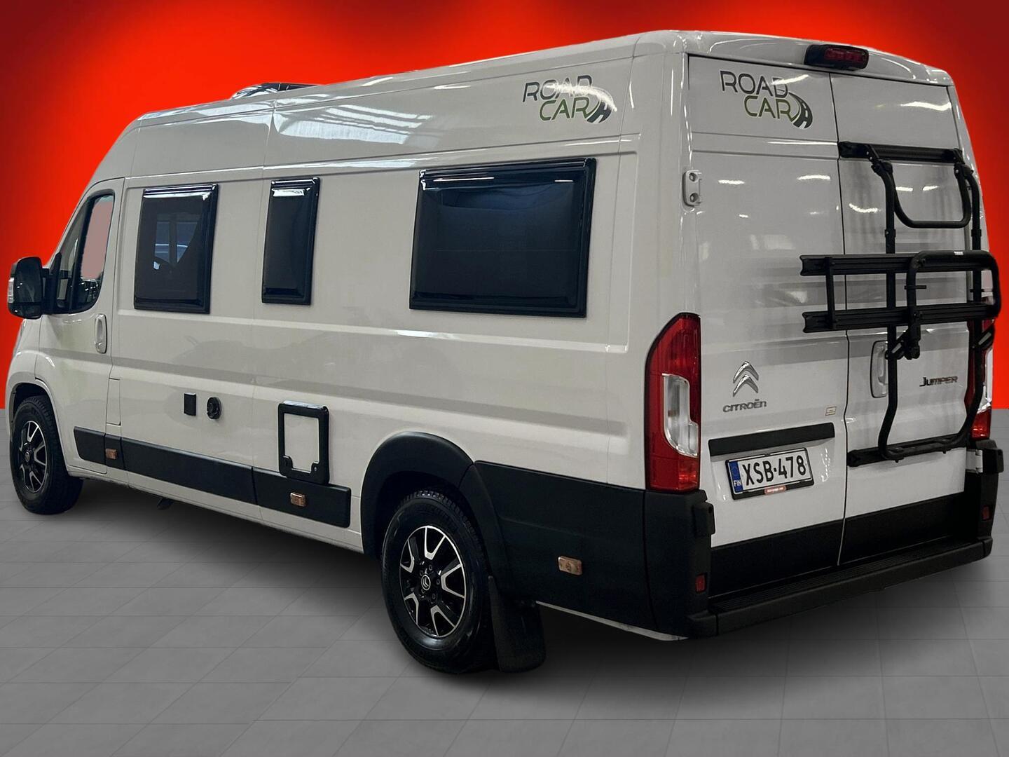 ROADCAR VAN R 640 2023