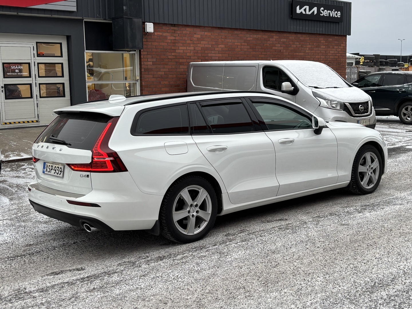 VOLVO V60 2019