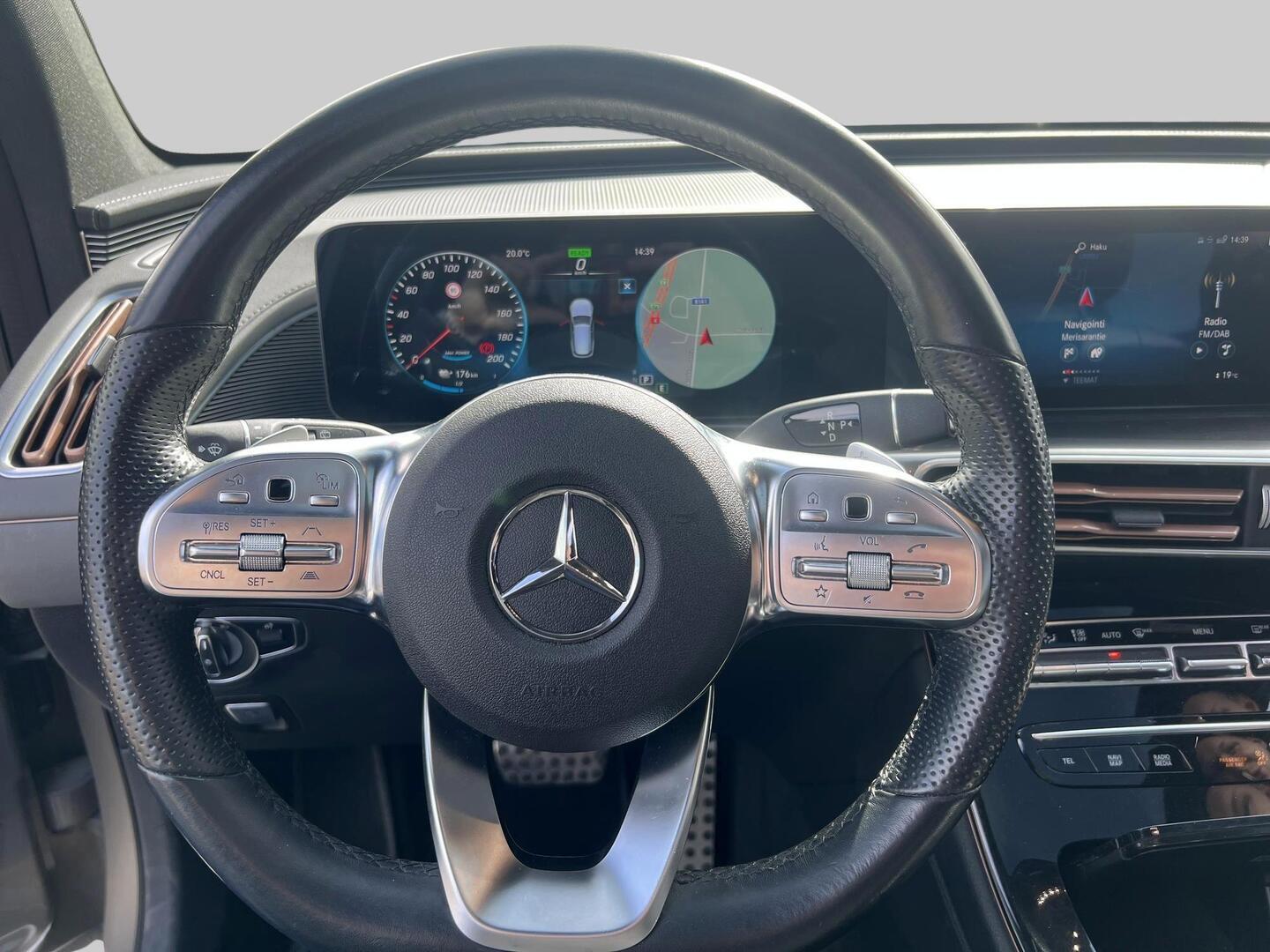 MERCEDES-BENZ EQC 2022