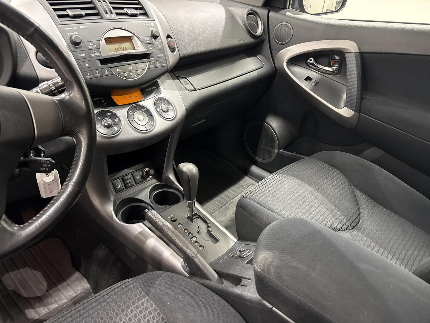 TOYOTA RAV4 2008