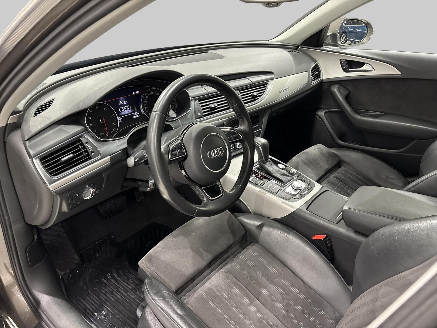 AUDI A6 2016