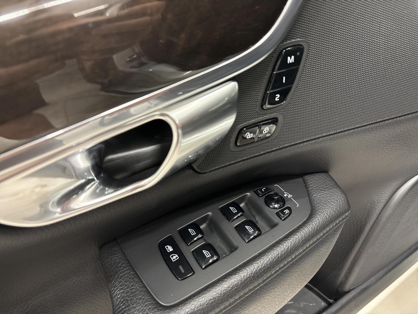 VOLVO S90 2017