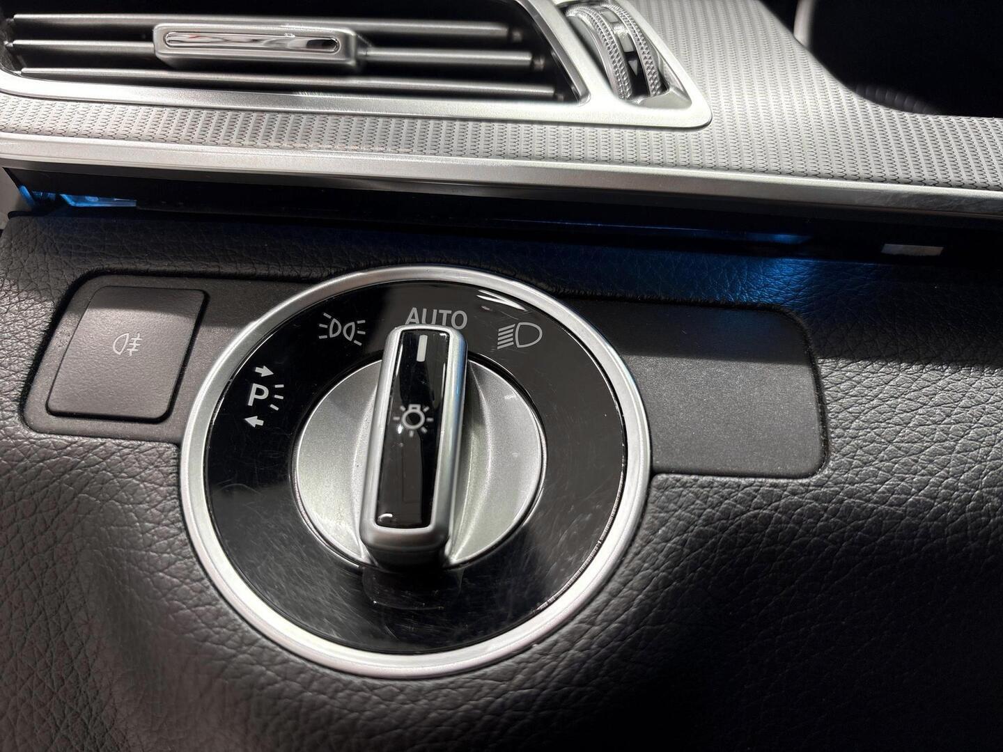 MERCEDES-BENZ E 2015