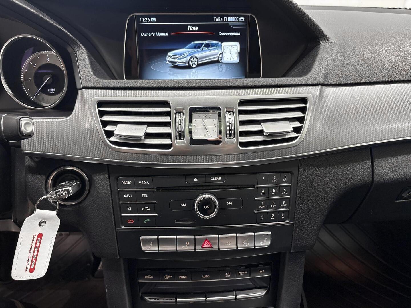 MERCEDES-BENZ E 2015