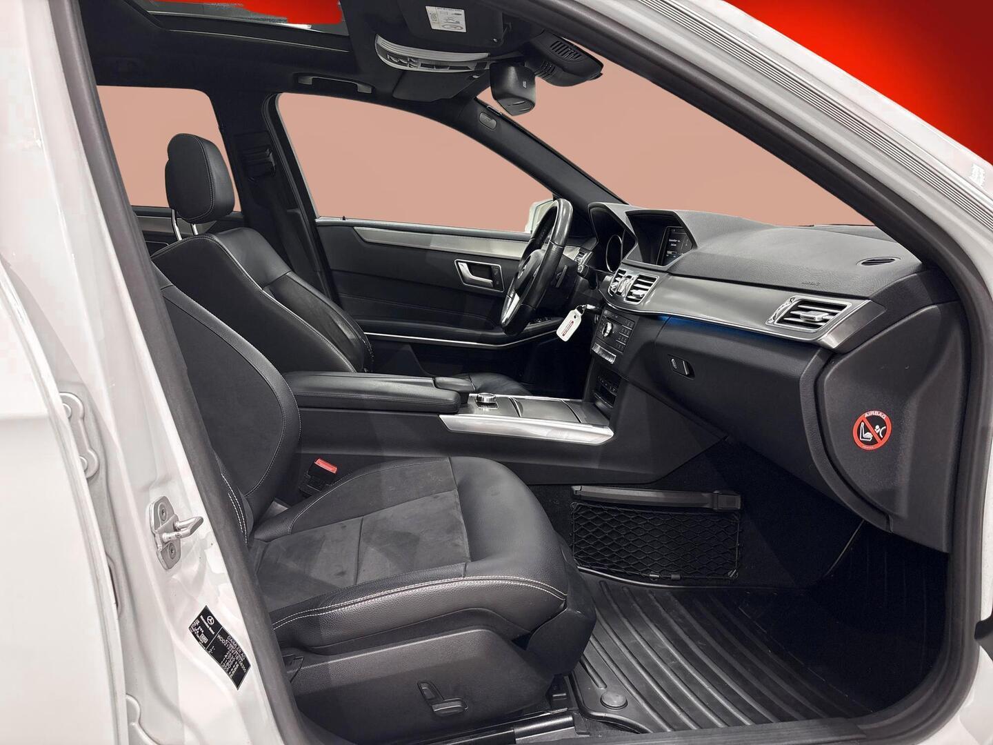 MERCEDES-BENZ E 2015