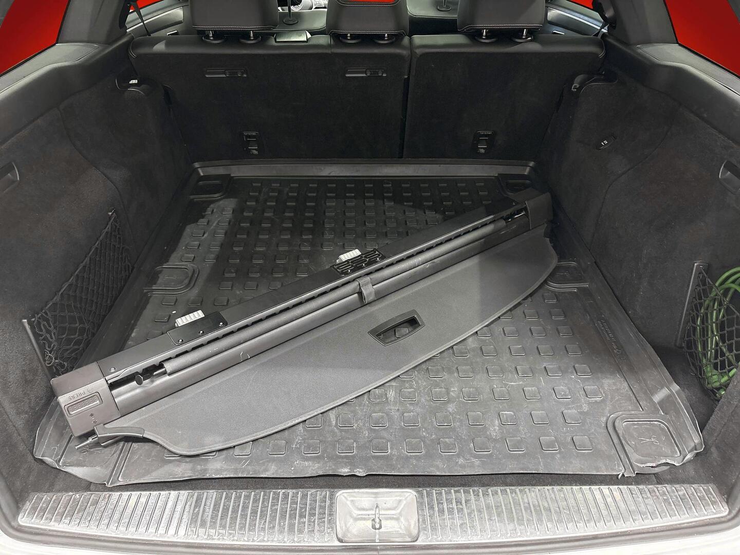 MERCEDES-BENZ E 2015