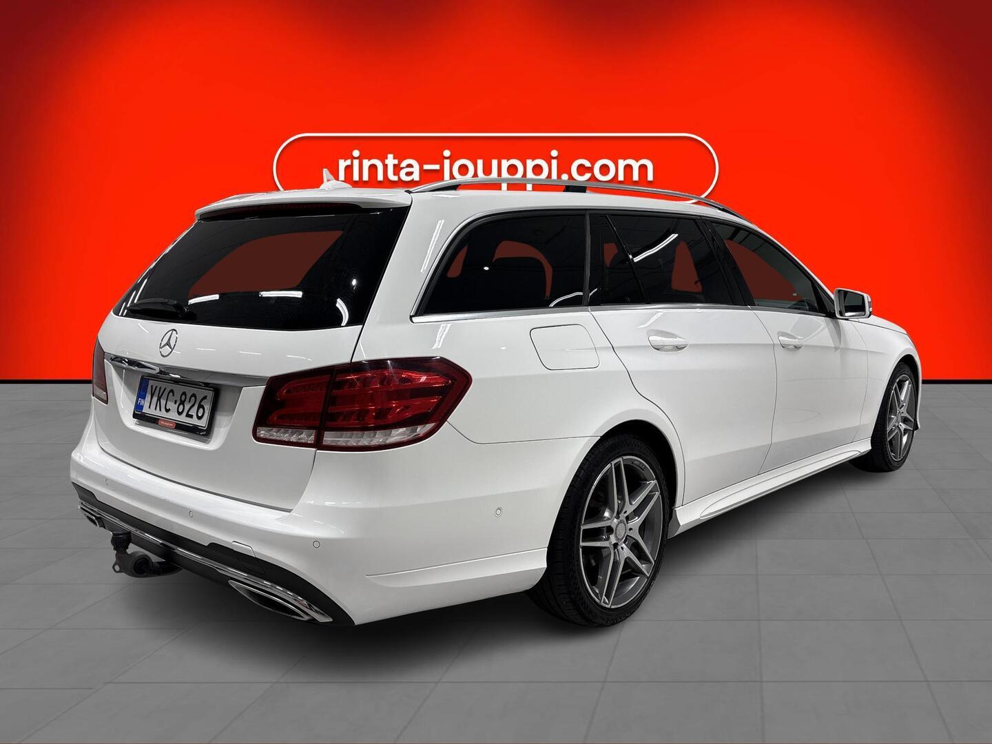 MERCEDES-BENZ E 2015