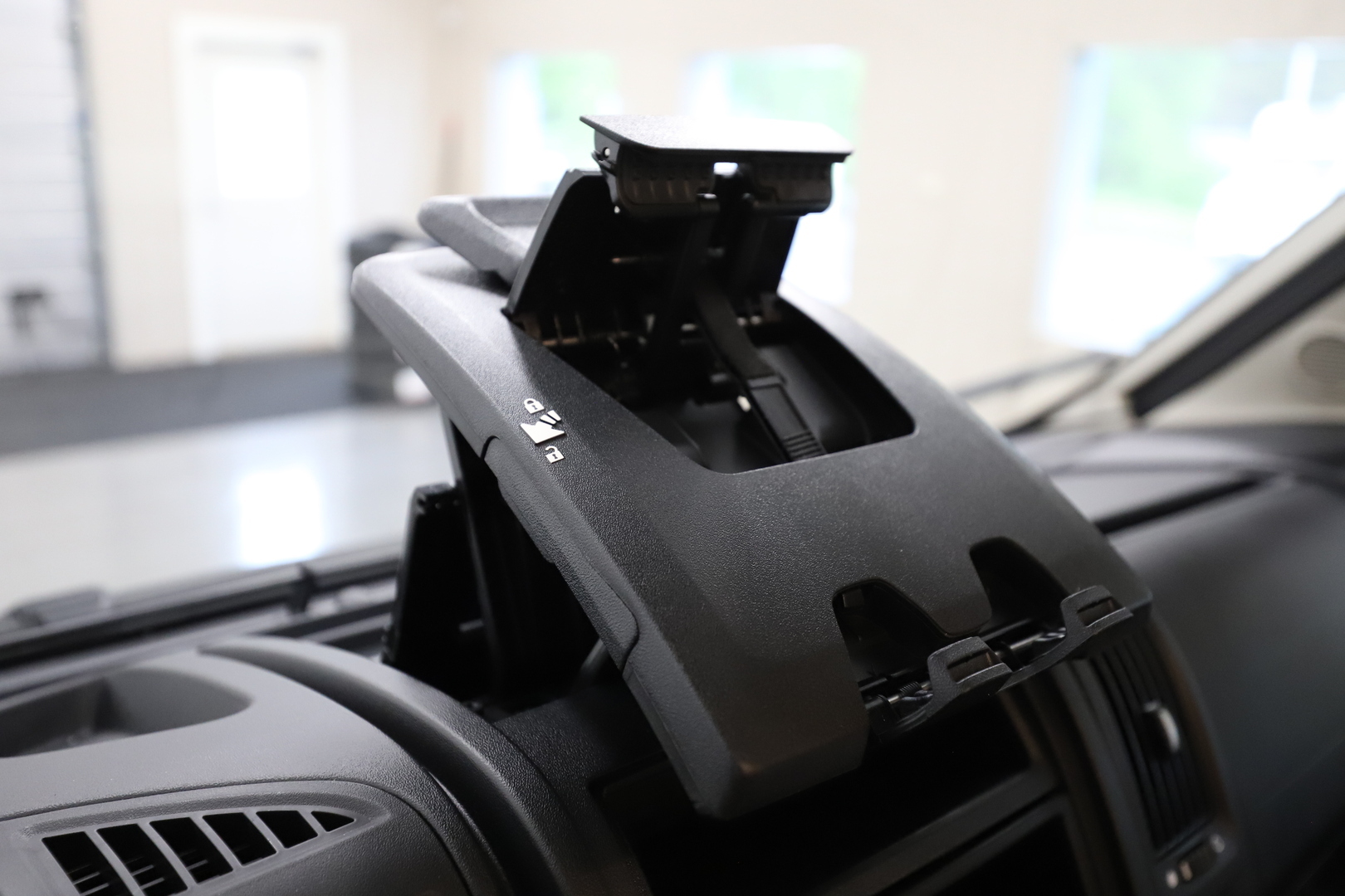 LMC Tourer Lift 730 G 2022