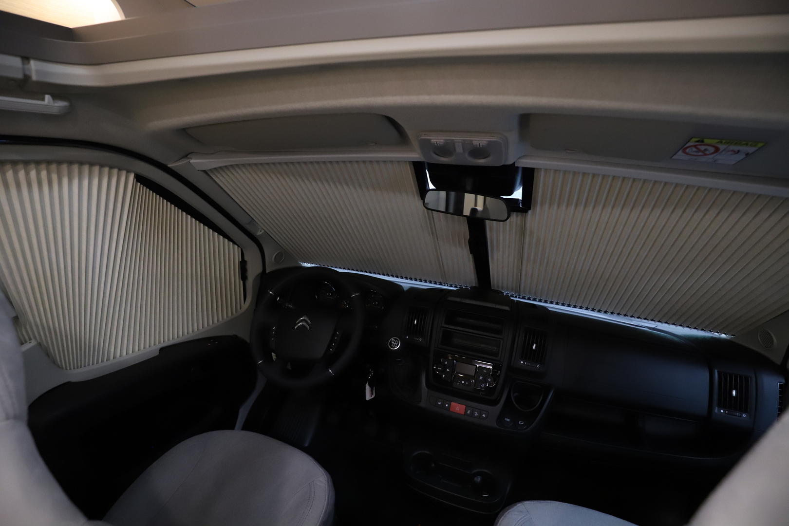 LMC Tourer Lift 730 G 2022