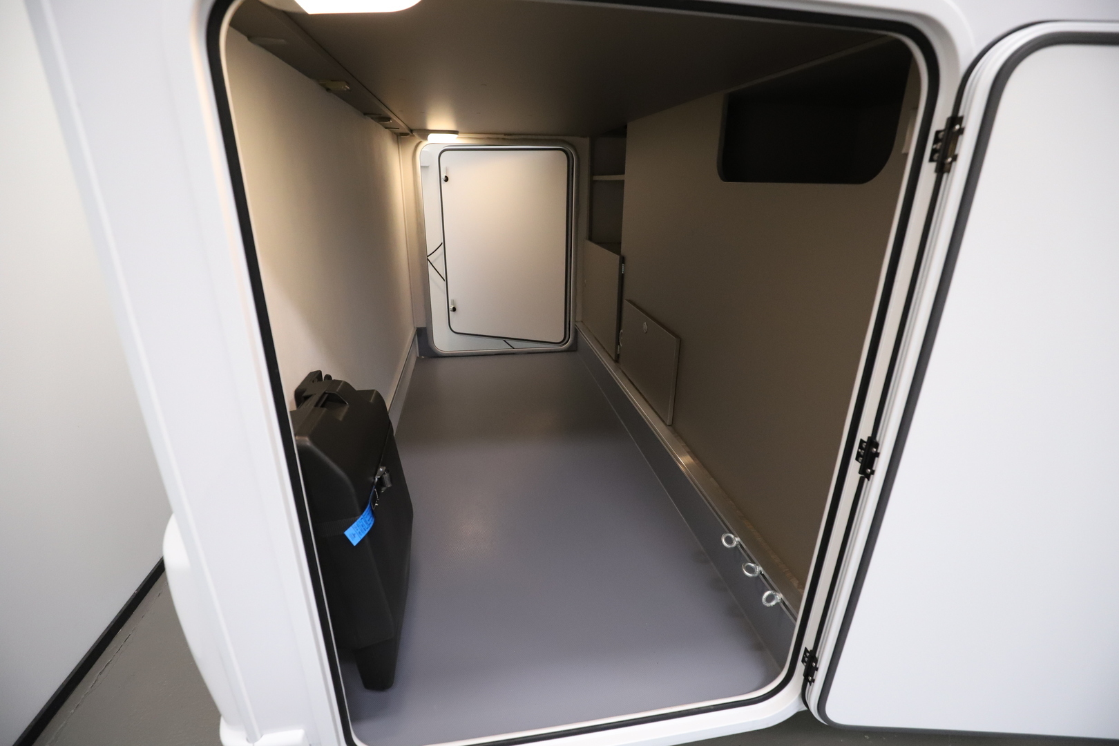 LMC Tourer Lift 730 G 2022