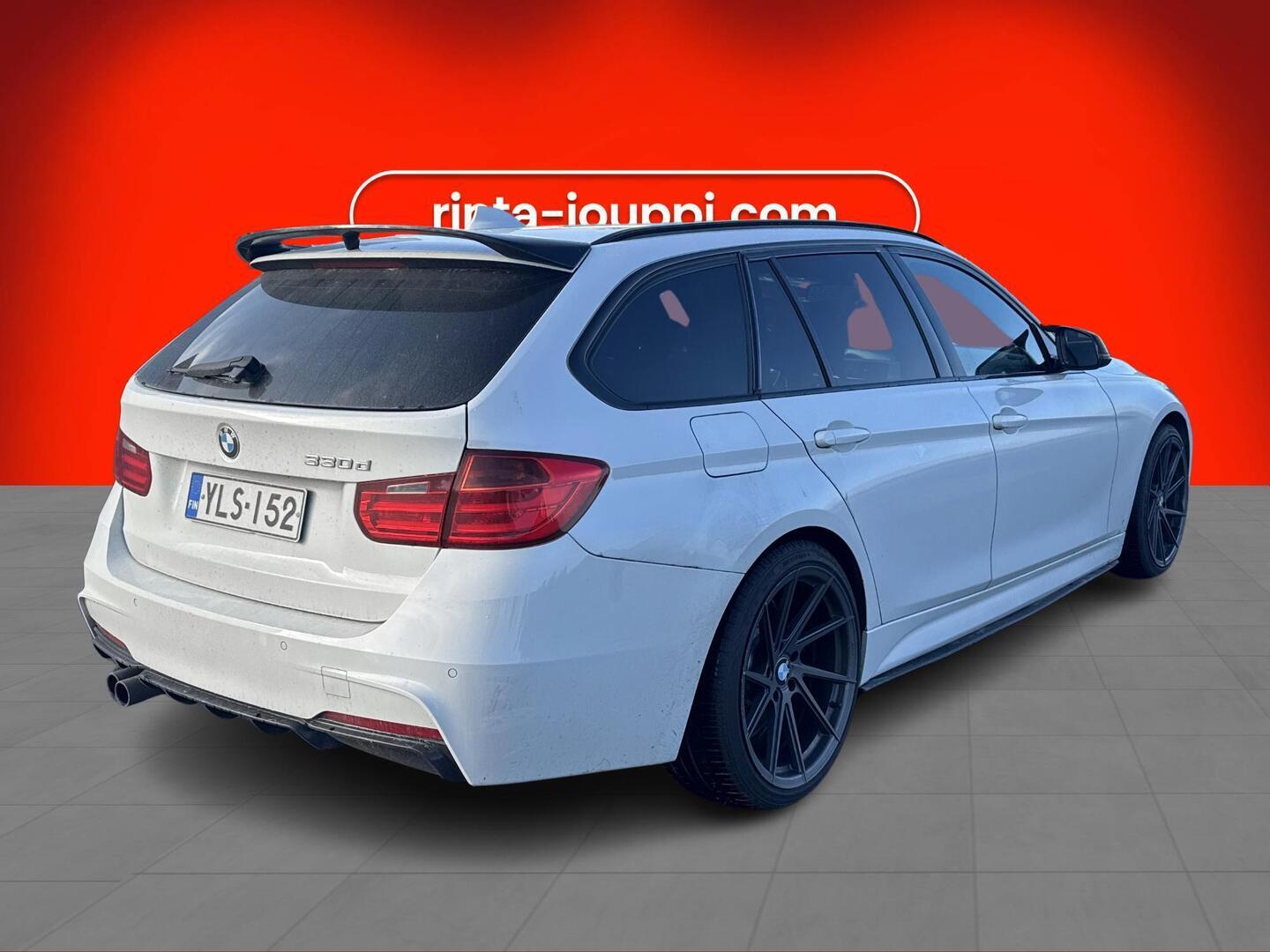 BMW 330 2013