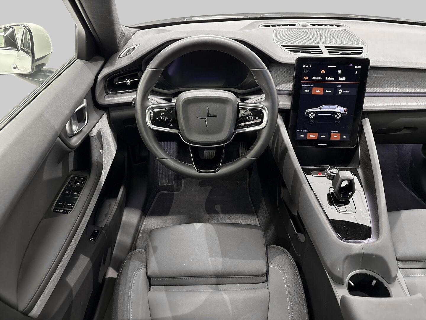 POLESTAR 2 2024