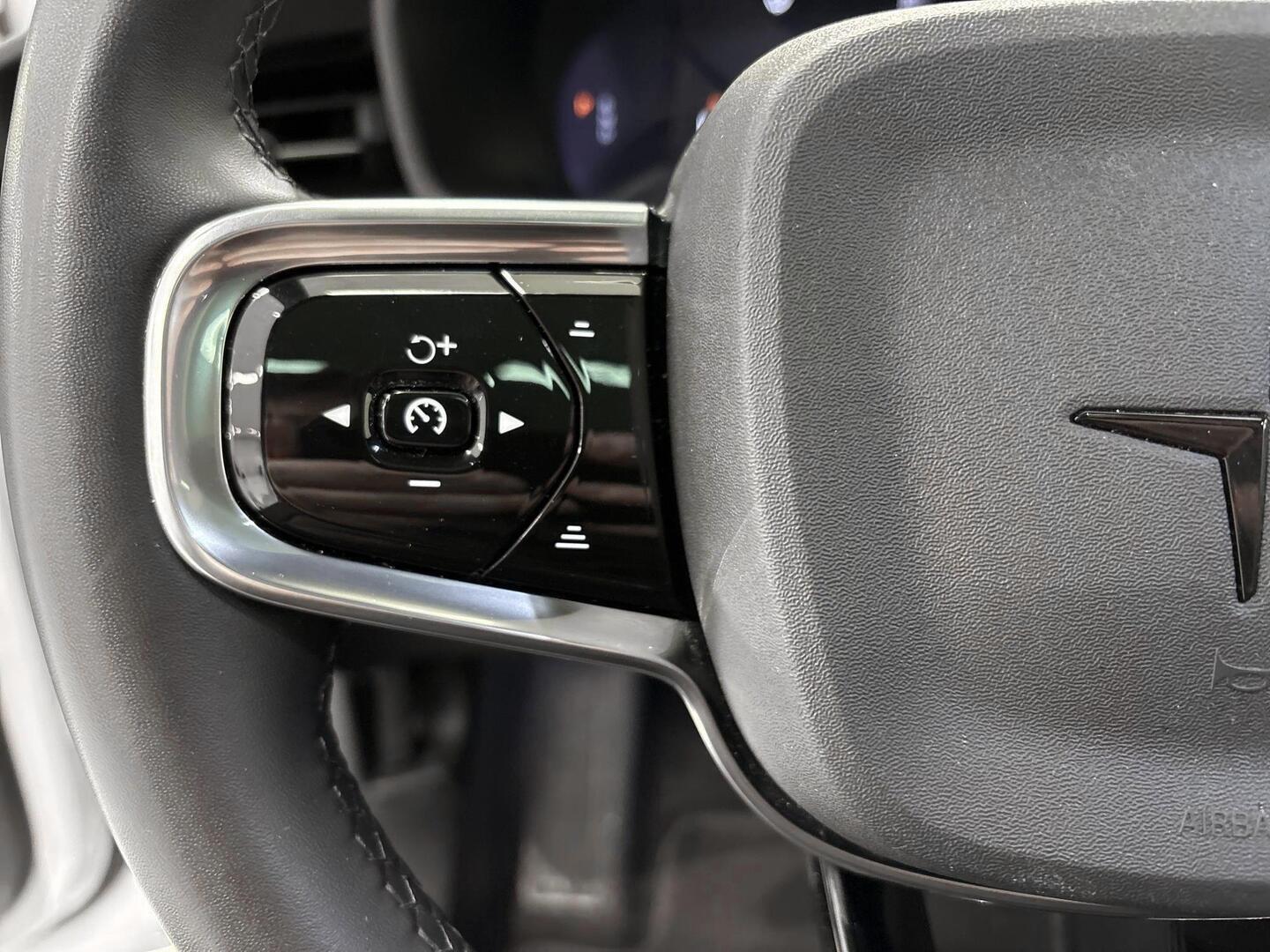 POLESTAR 2 2024