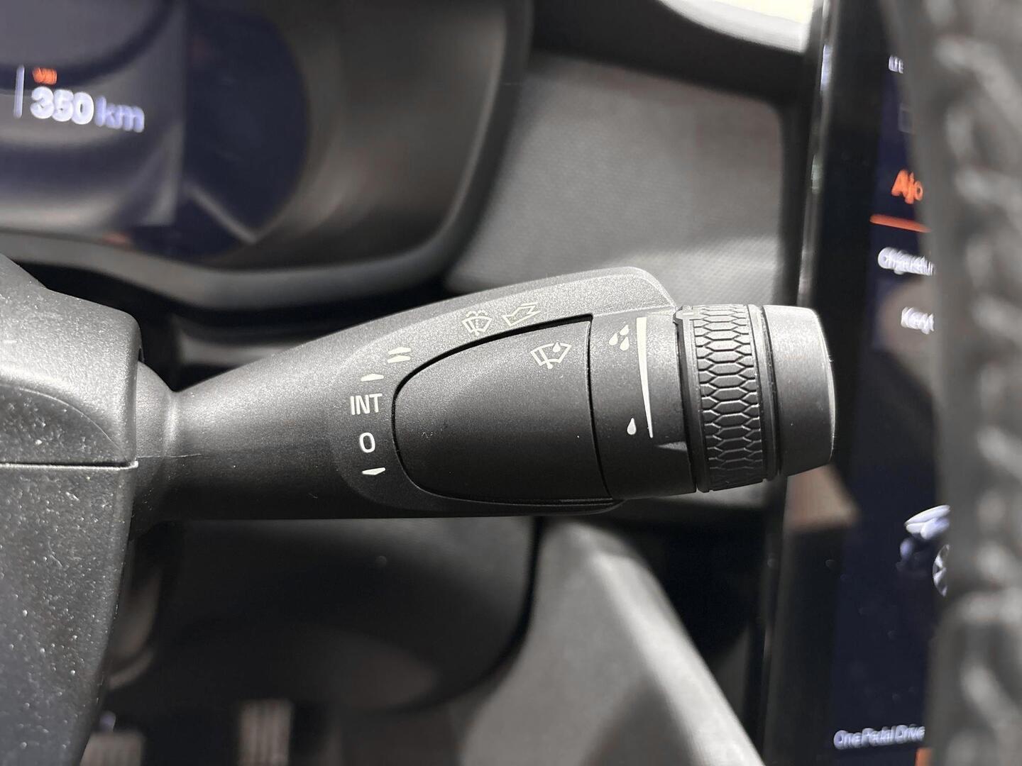 POLESTAR 2 2024