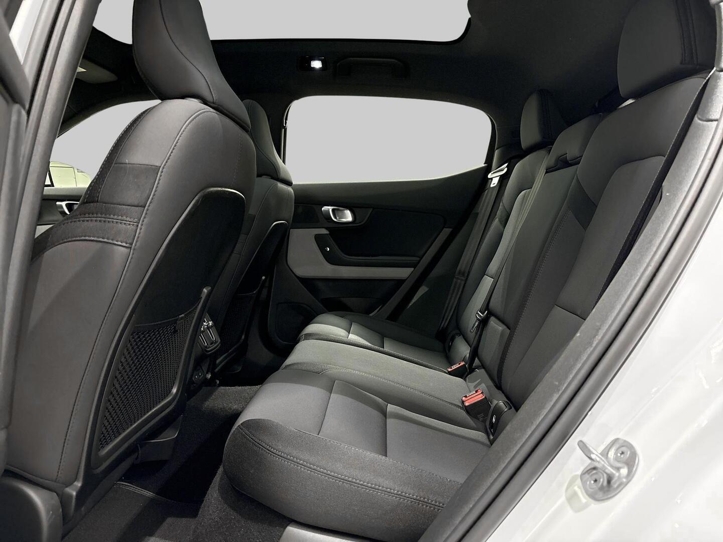 POLESTAR 2 2024