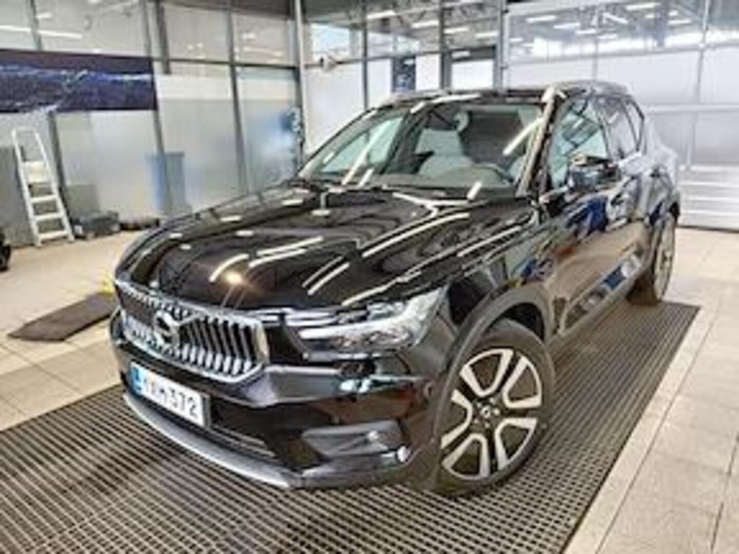VOLVO XC40 2021
