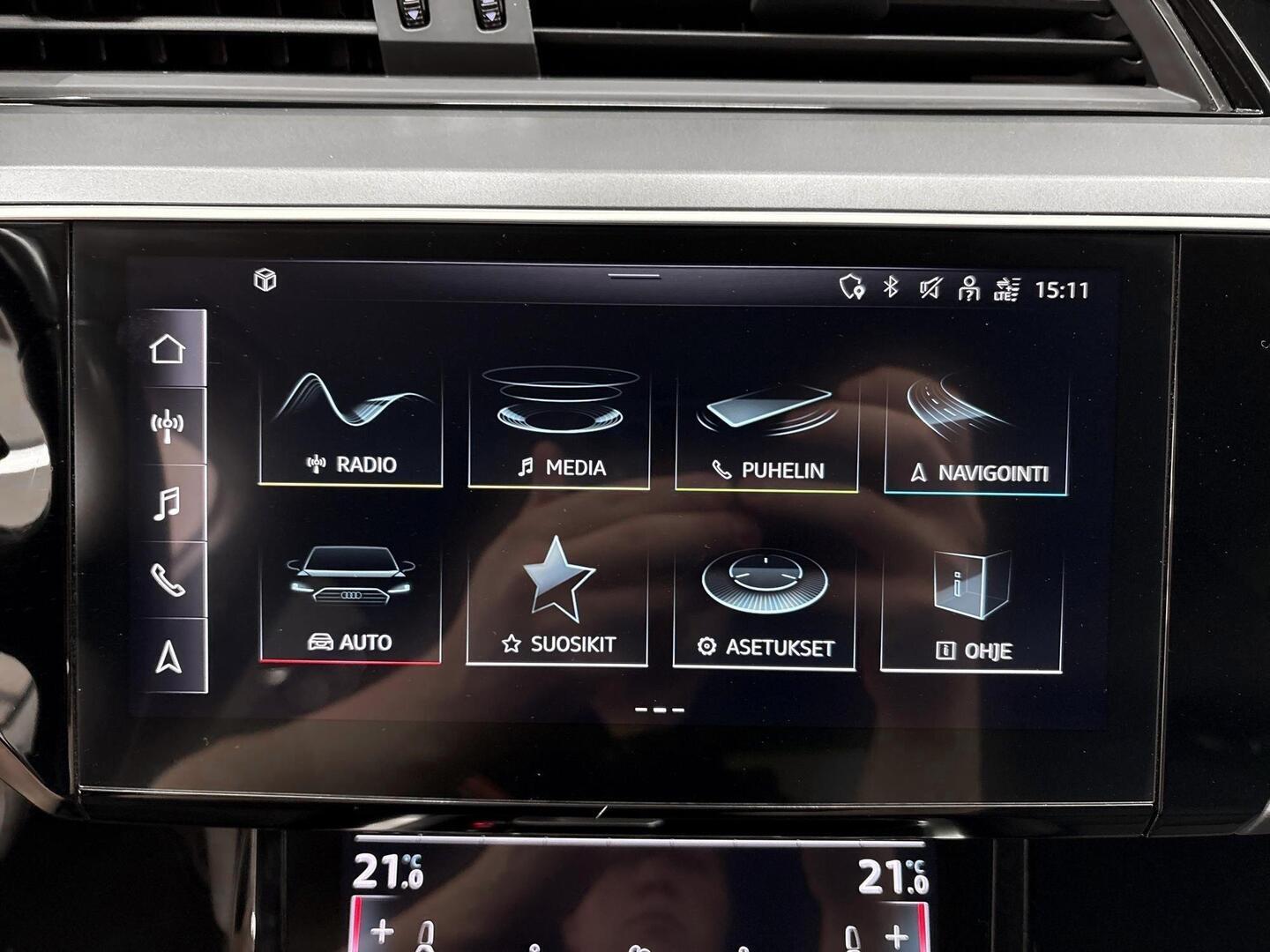 AUDI e-tron 2022
