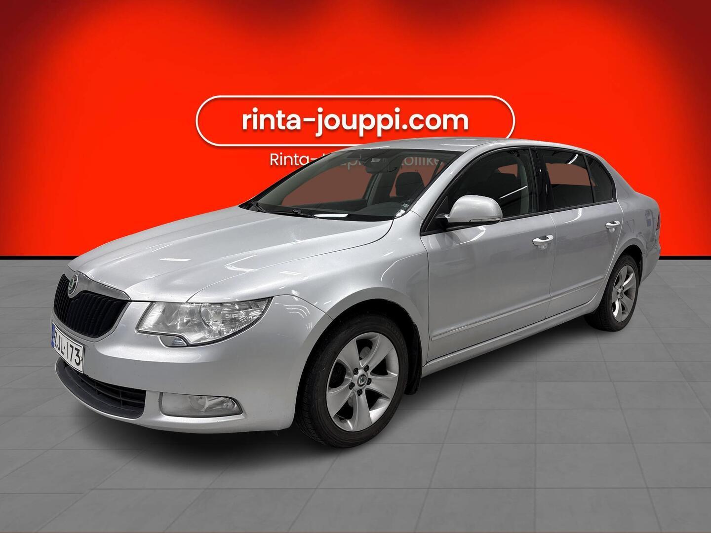 SKODA Superb 2012