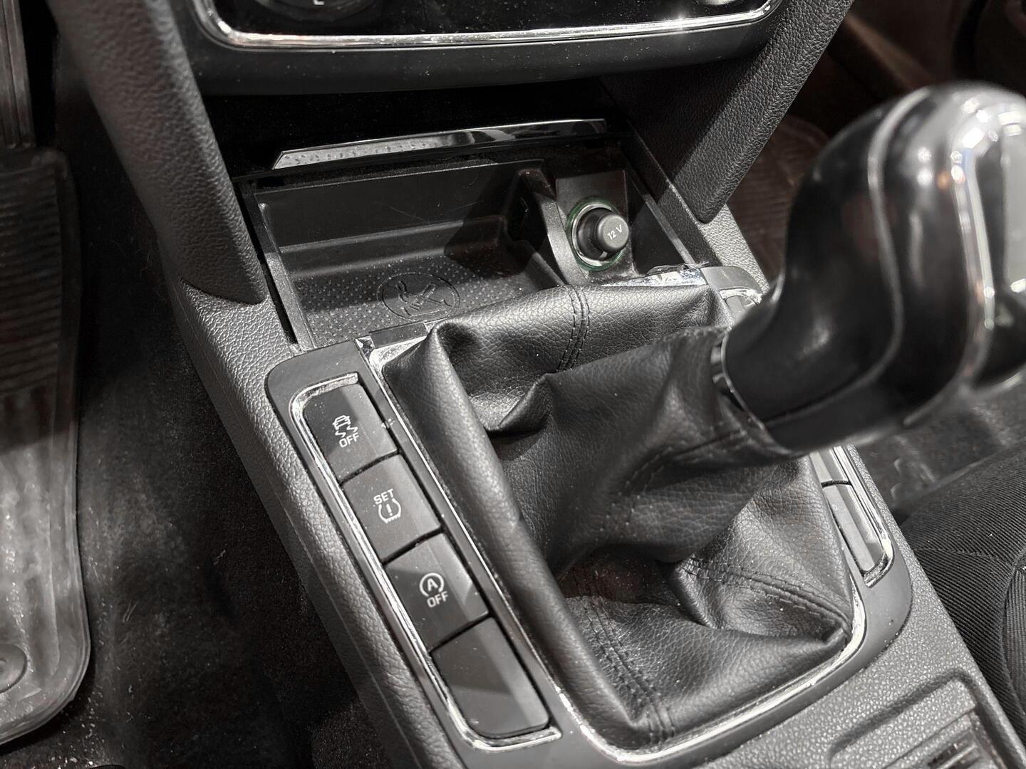 SKODA Superb 2012