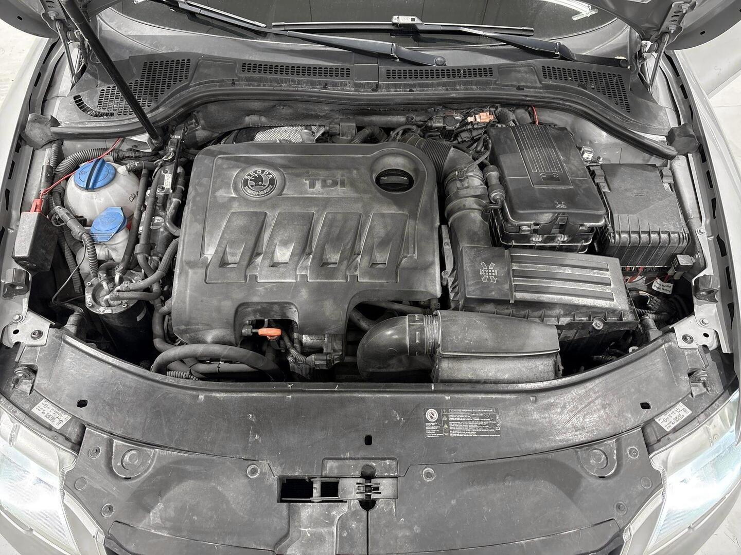 SKODA Superb 2012