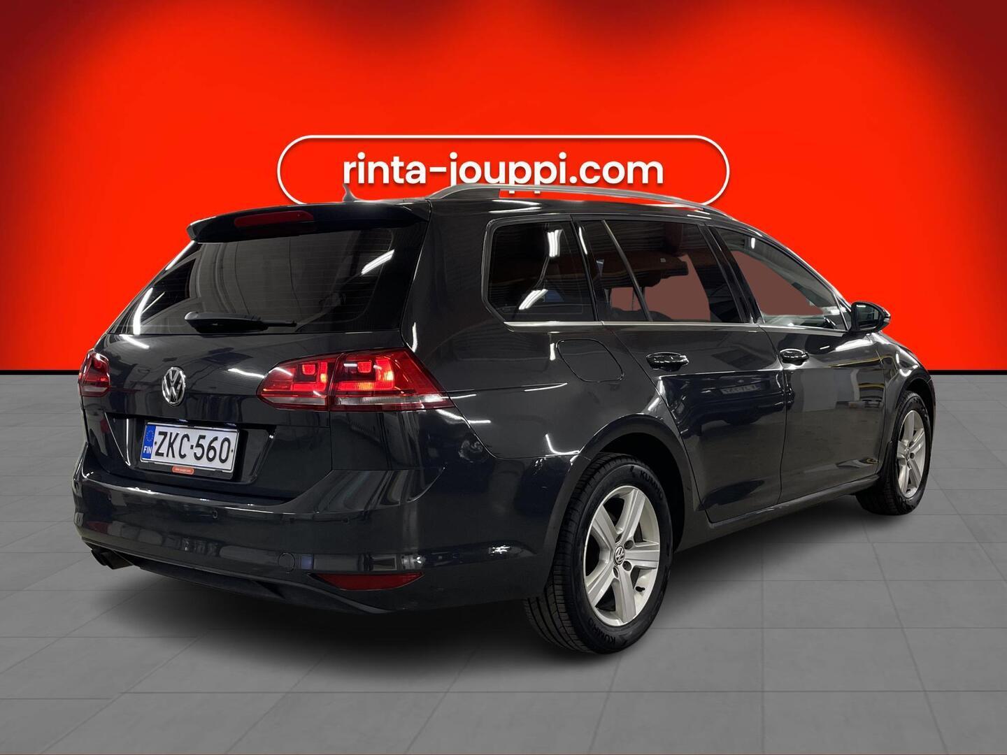 VOLKSWAGEN Golf 2014