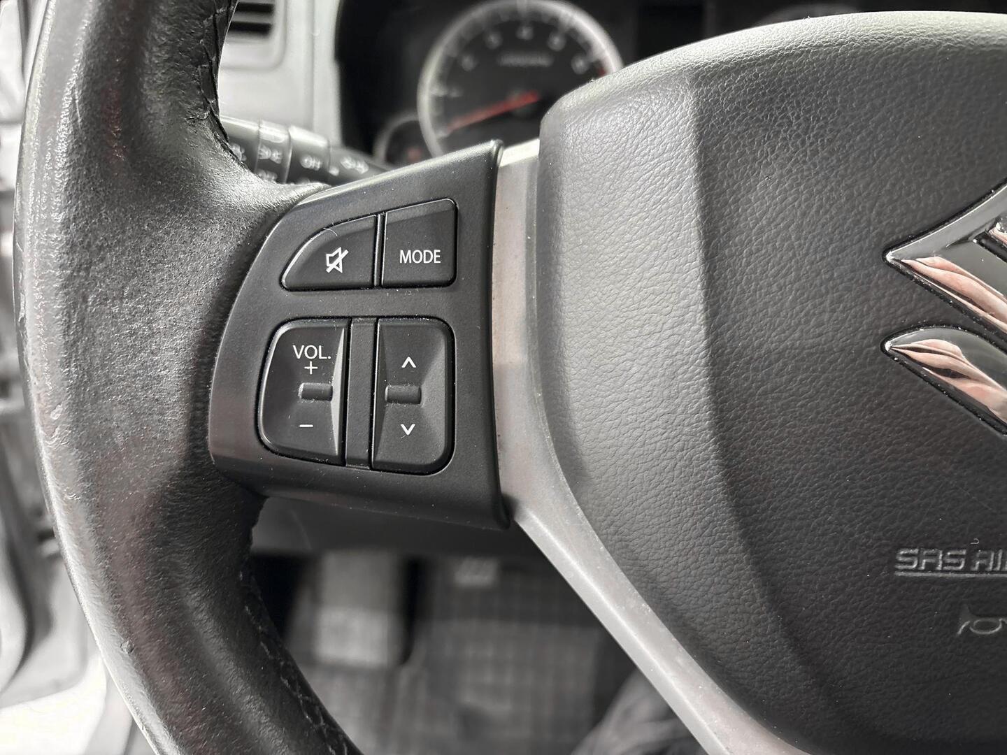 SUZUKI Swift 2014