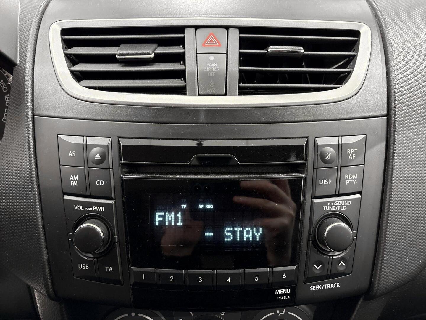 SUZUKI Swift 2014