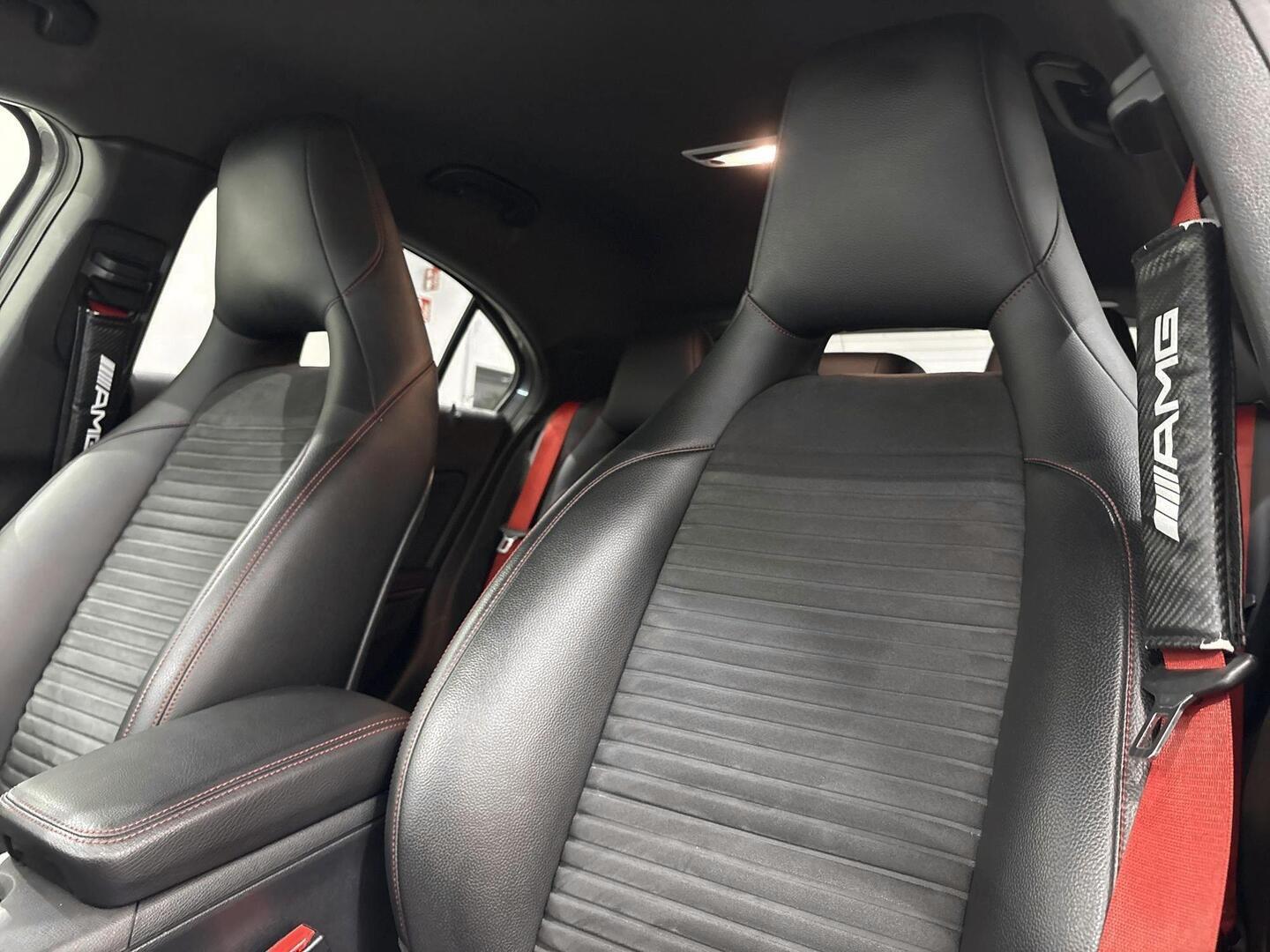 MERCEDES-BENZ A 2014