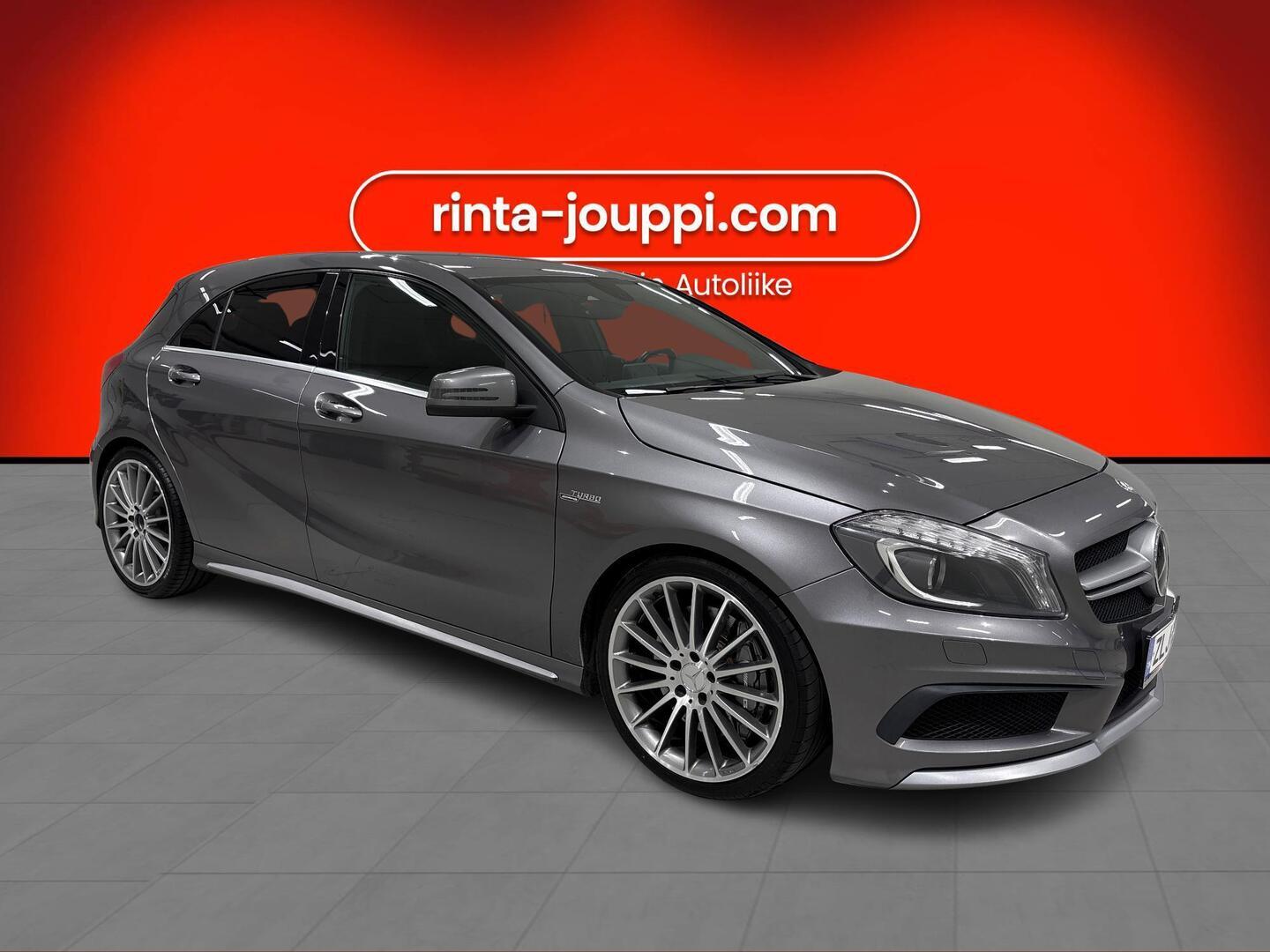MERCEDES-BENZ A 2014