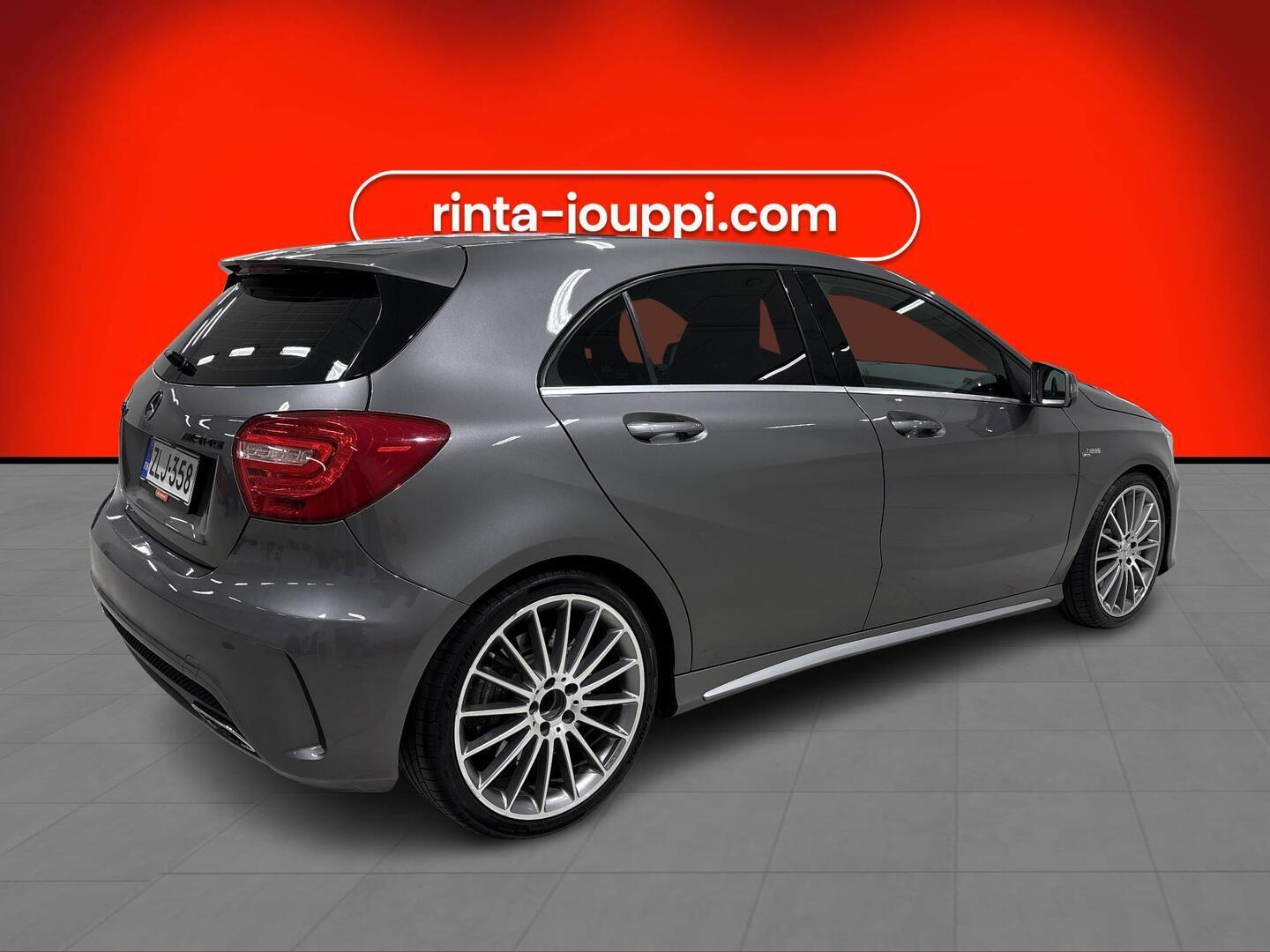 MERCEDES-BENZ A 2014