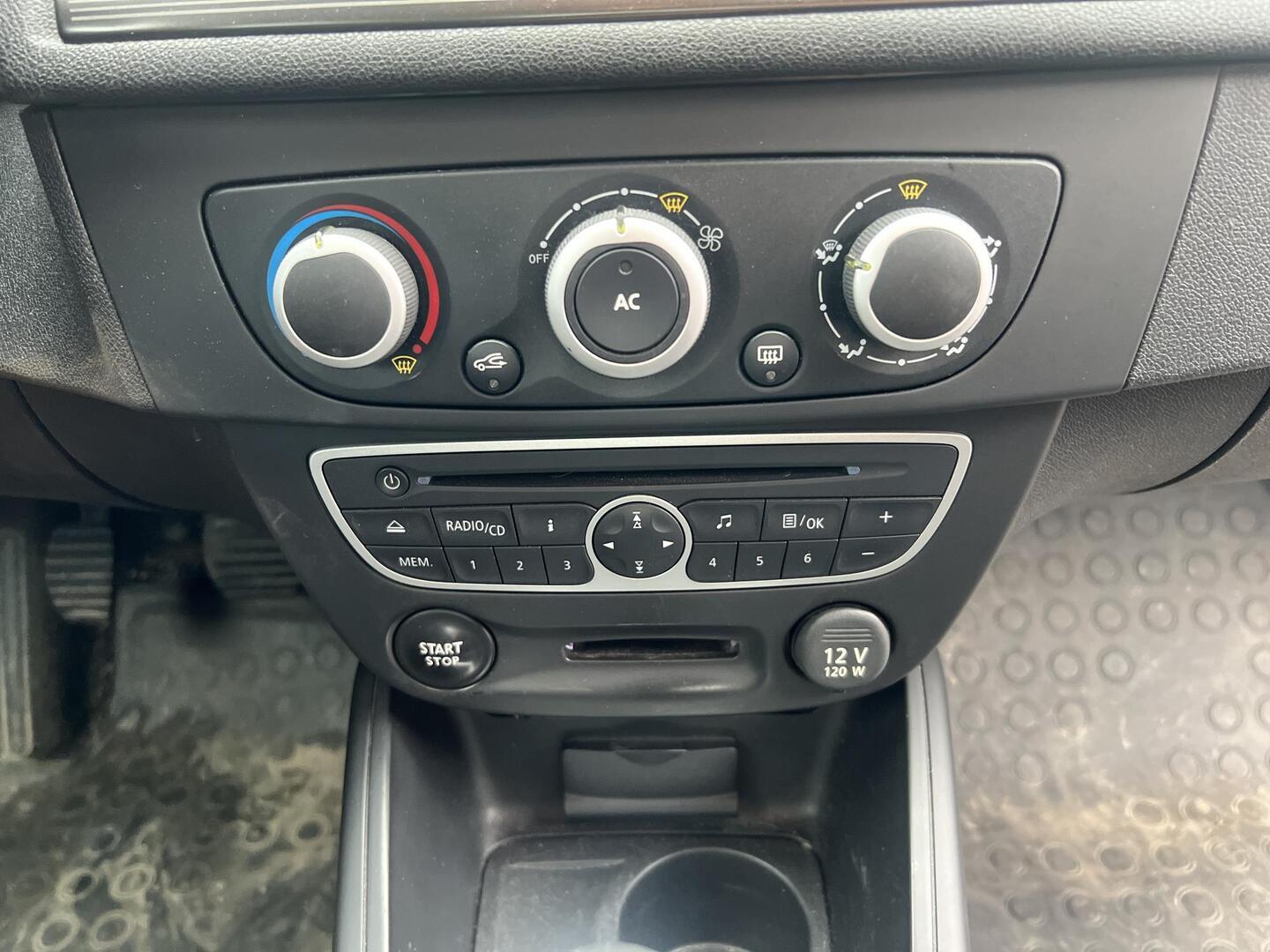 RENAULT Megane 2011