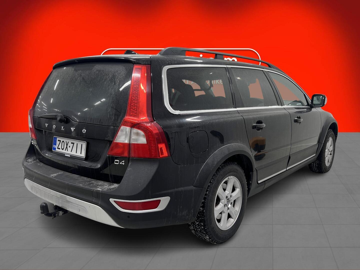 VOLVO XC70 2013