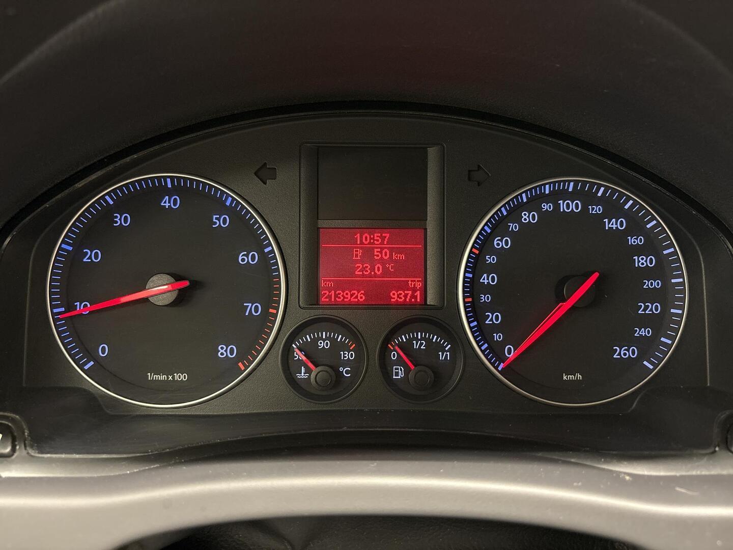 VOLKSWAGEN Golf 2006