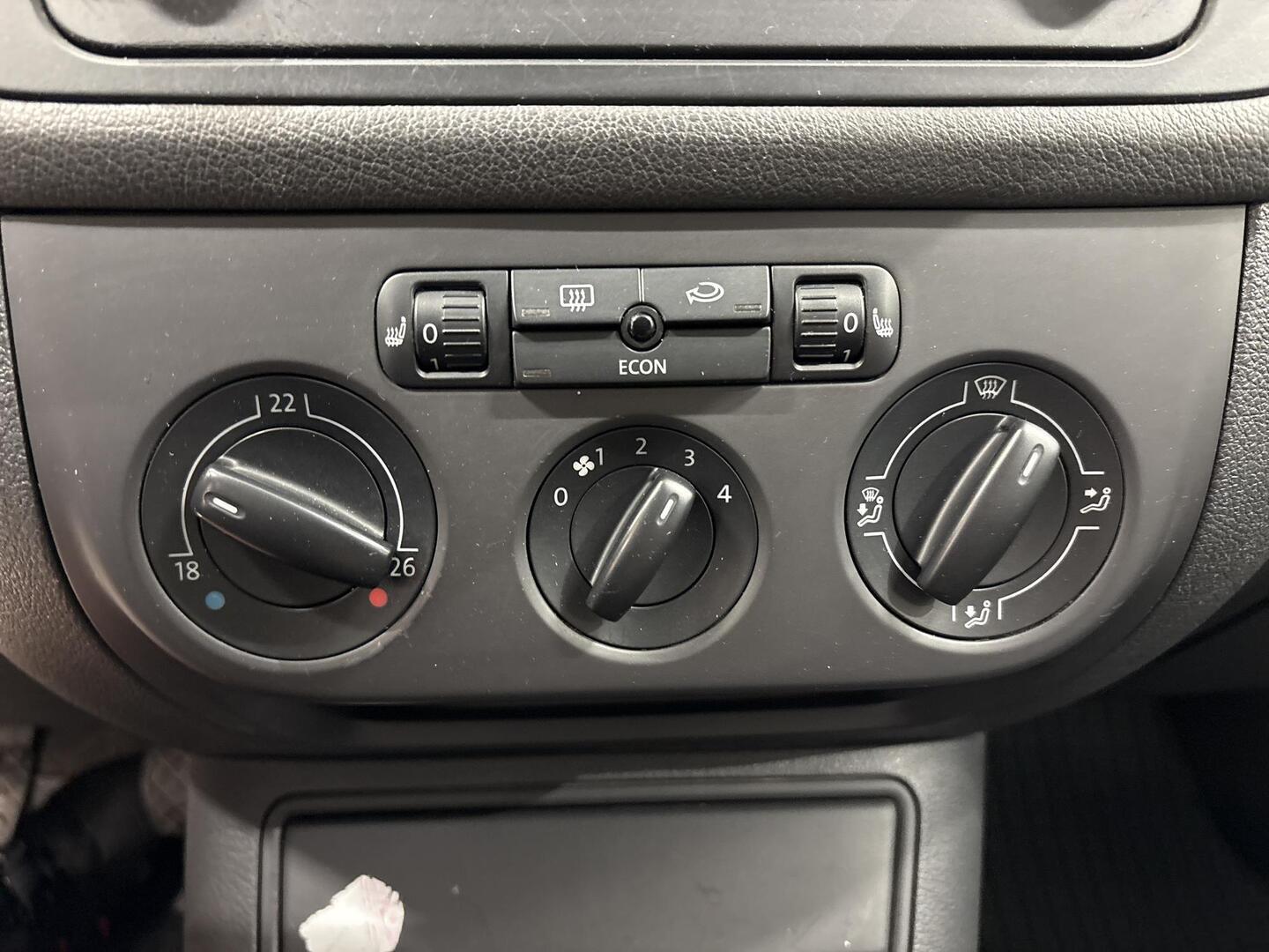 VOLKSWAGEN Golf 2006