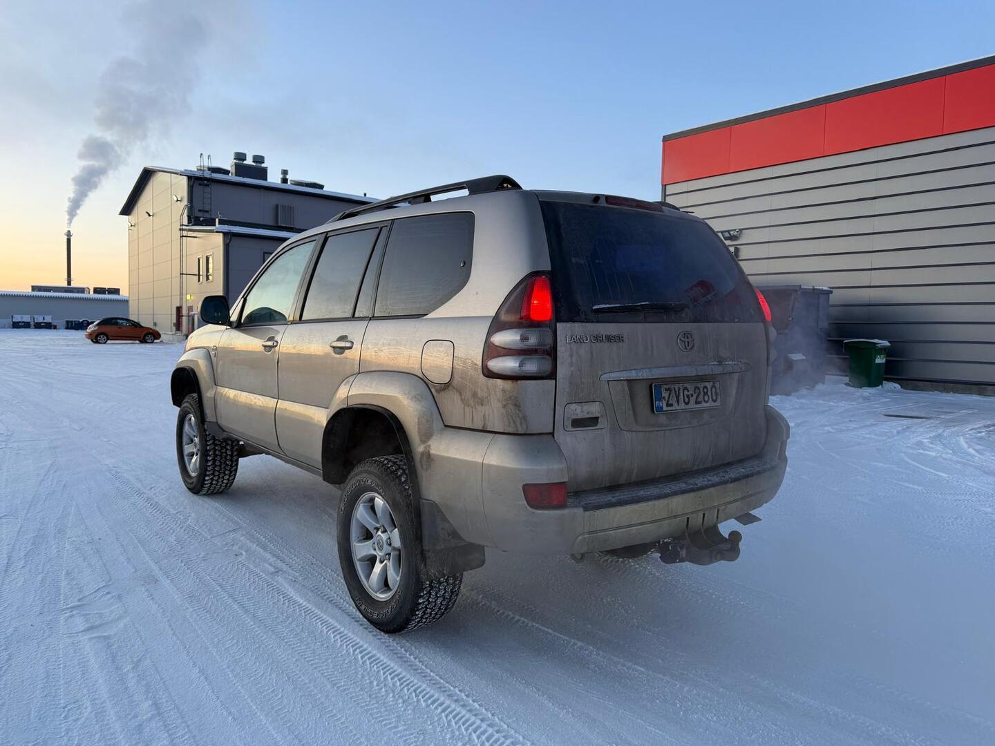 TOYOTA Land Cruiser 2004