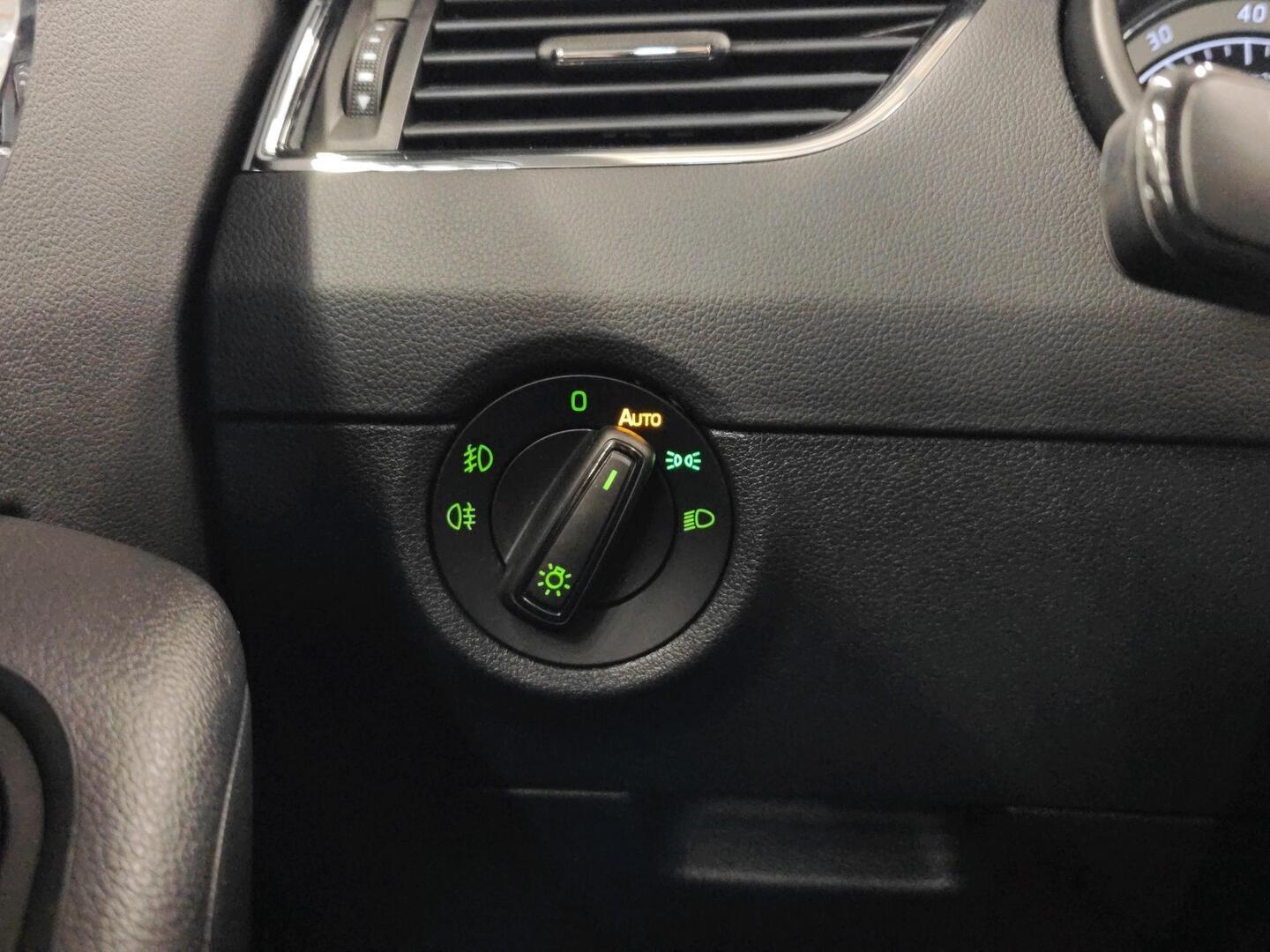 SKODA Octavia 2019