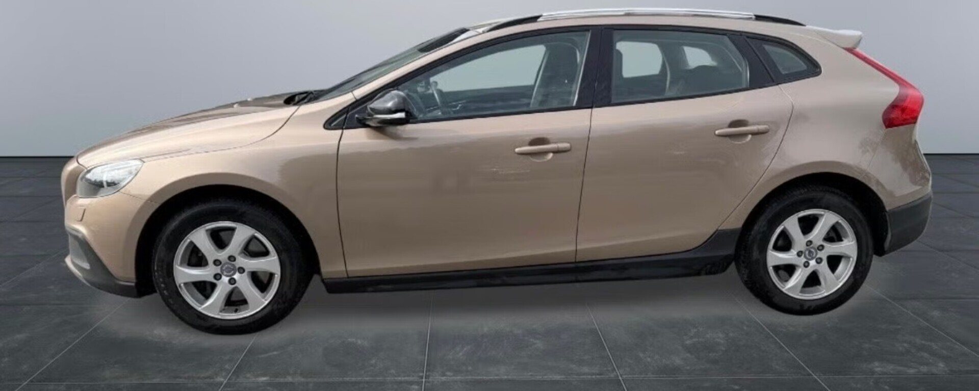 VOLVO V40 CROSS COUNTRY 2014