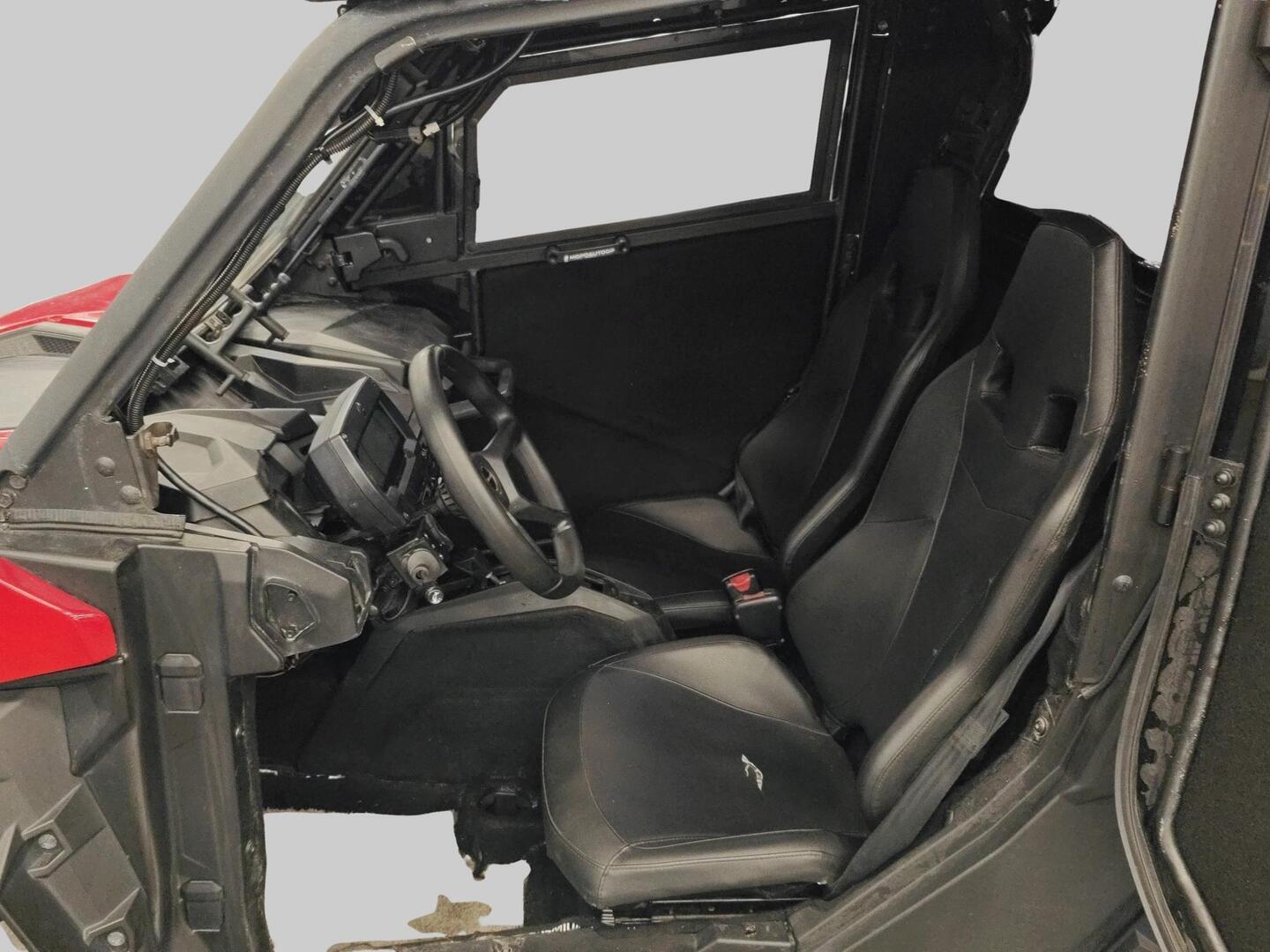 CAN-AM MAVERICK 2022