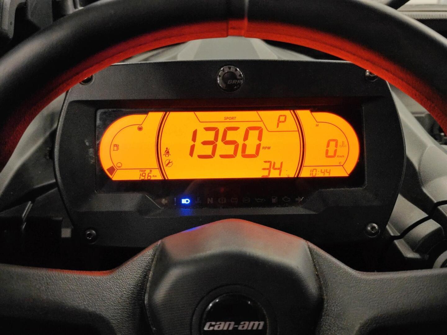 CAN-AM MAVERICK 2022