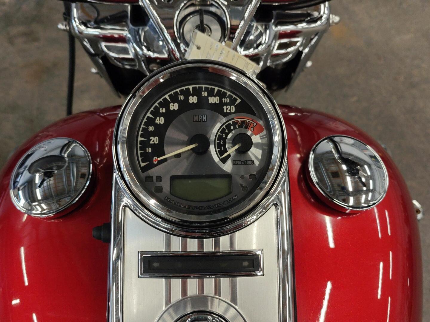 HARLEY-DAVIDSON TOURING 2012