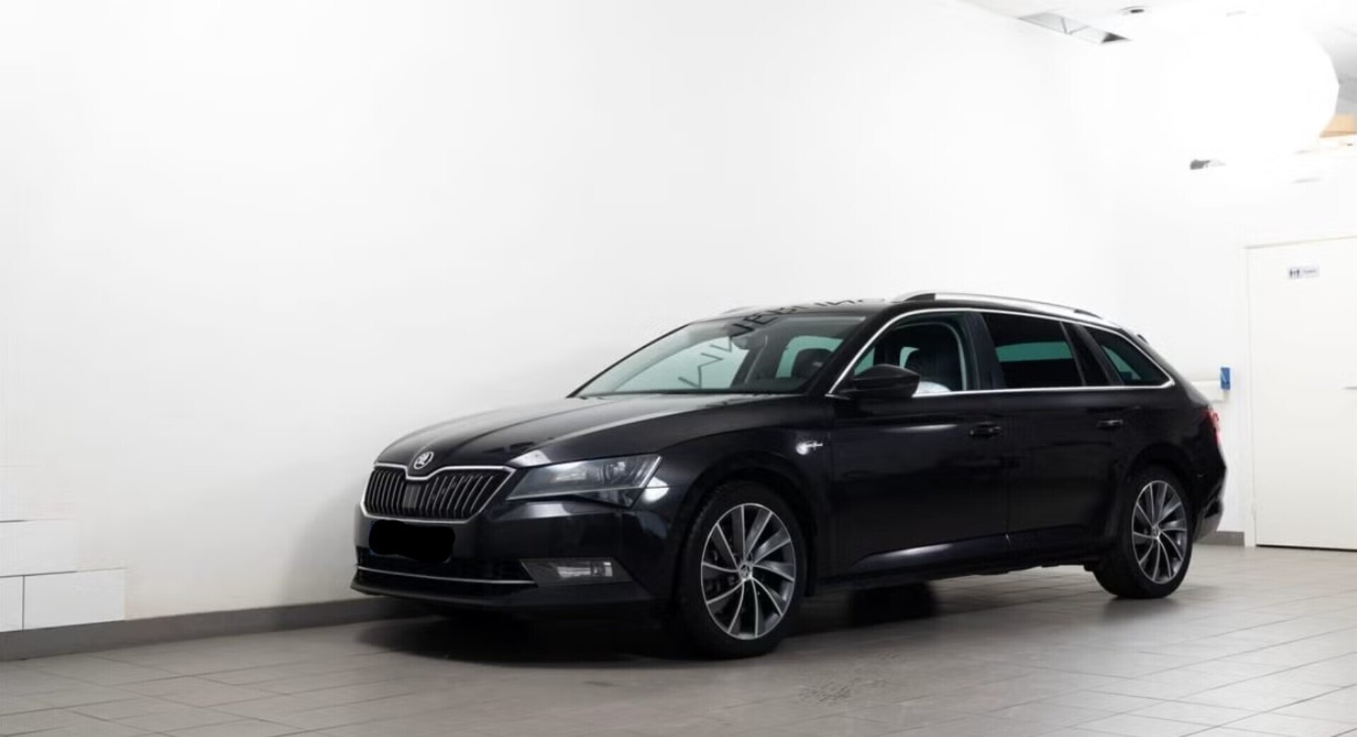 SKODA SUPERB 2016