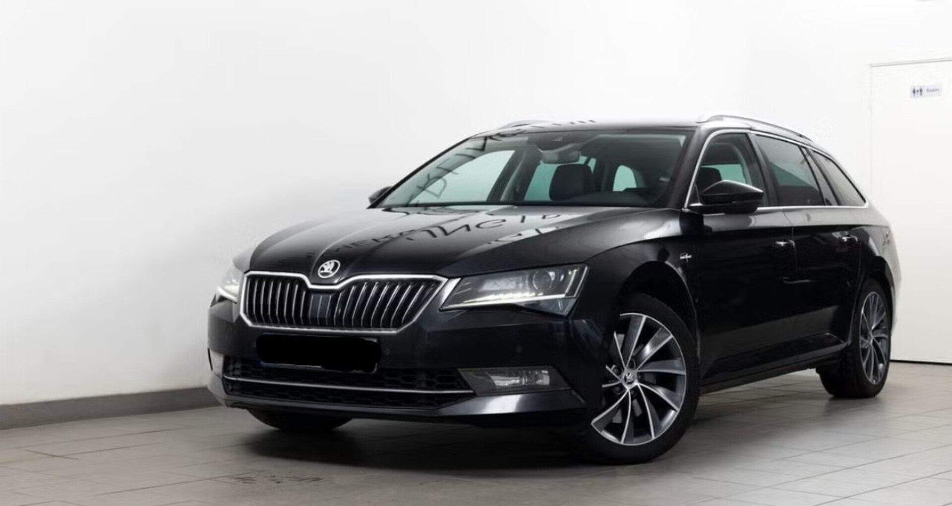 SKODA SUPERB 2016
