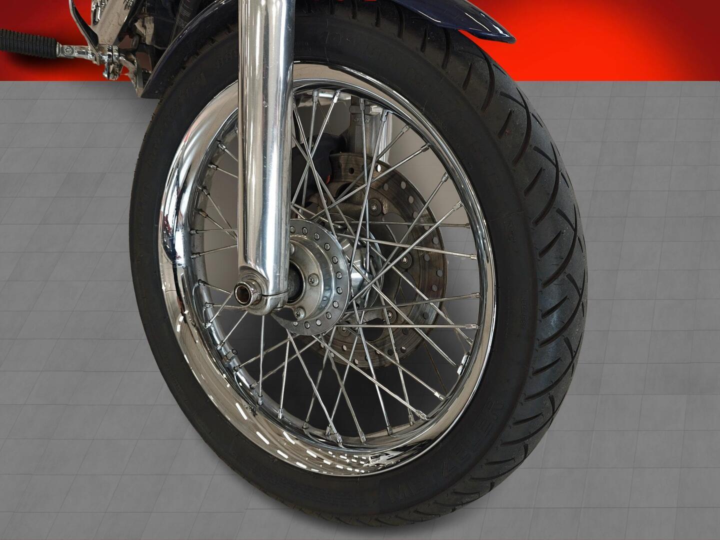 HARLEY-DAVIDSON DYNA 2013