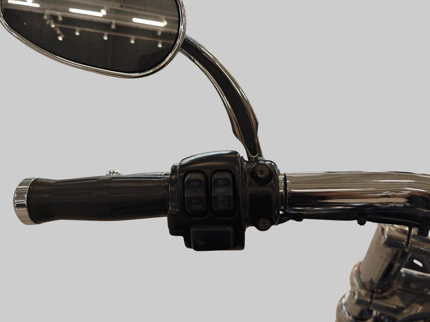 HARLEY-DAVIDSON DYNA 2013