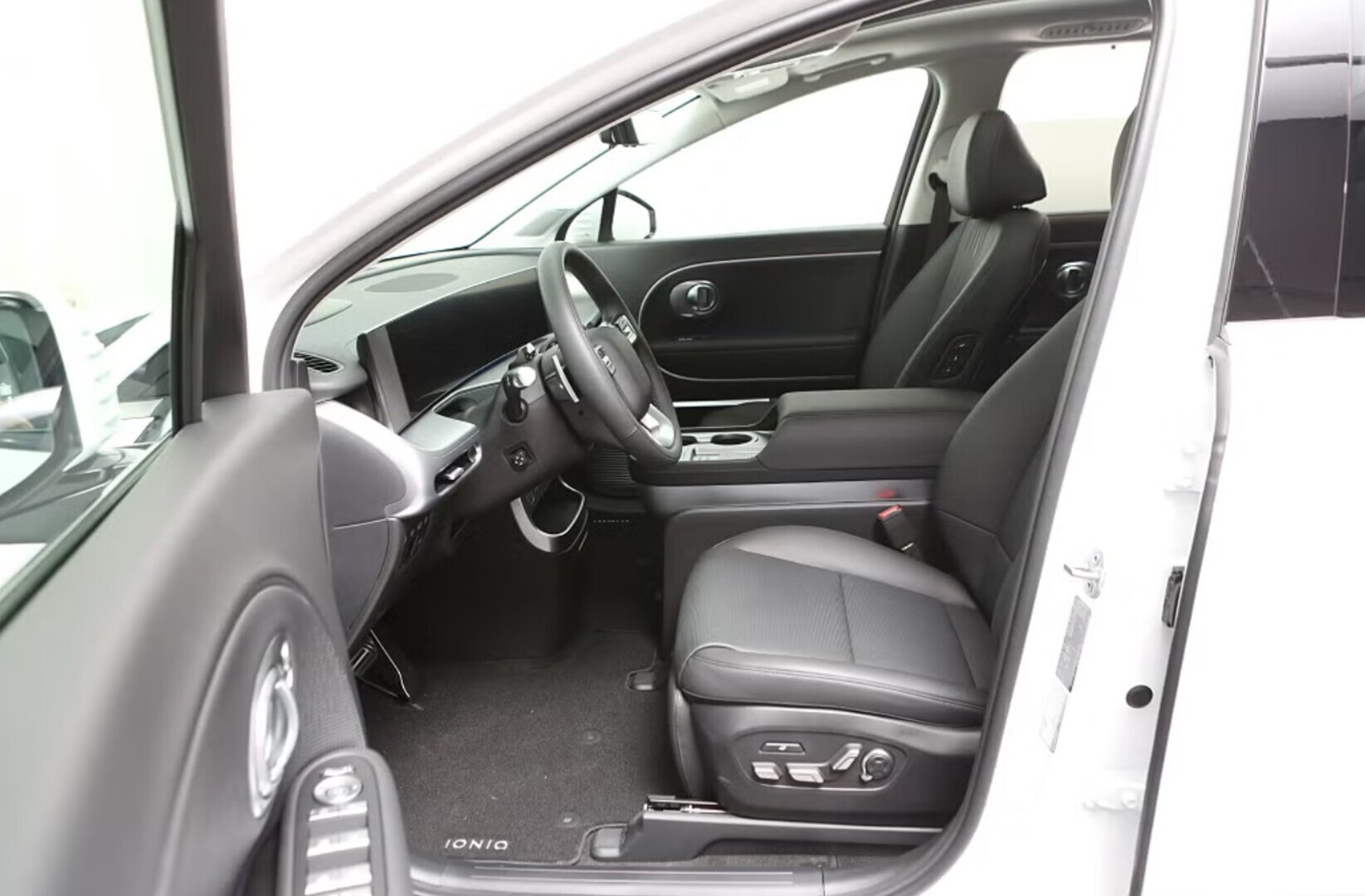 HYUNDAI IONIQ 9 2026